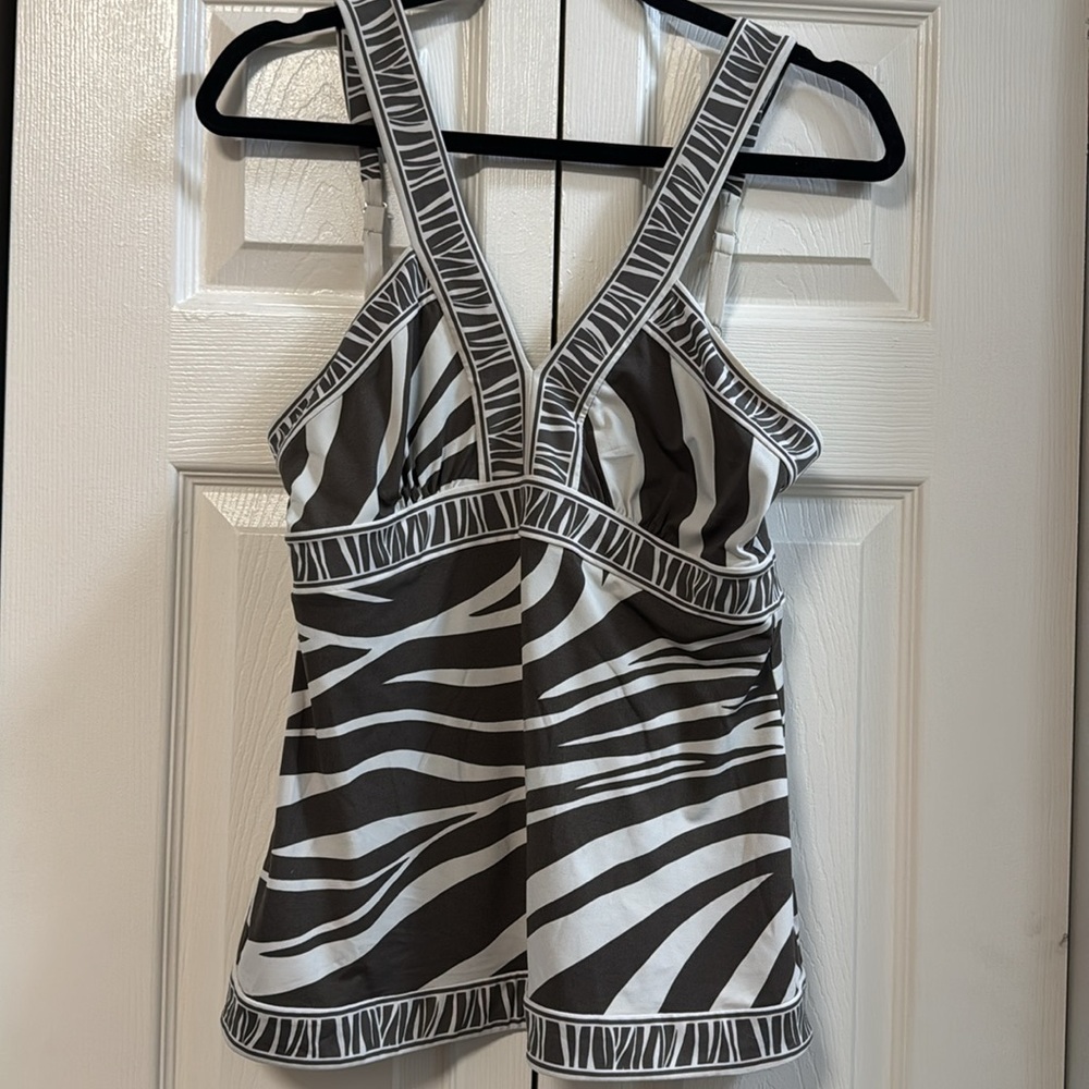 BCBG MAX AZRIA Animal Print Top